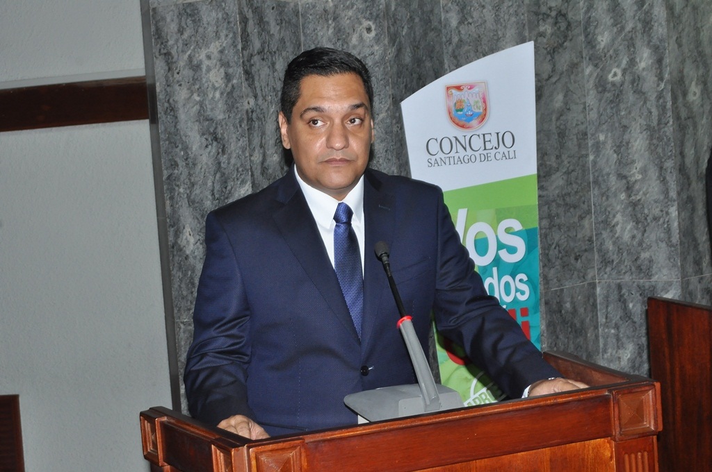 Ante la plenaria del Concejo tomó posesión como Contralor de Cali, Diego Mauricio López Valencia